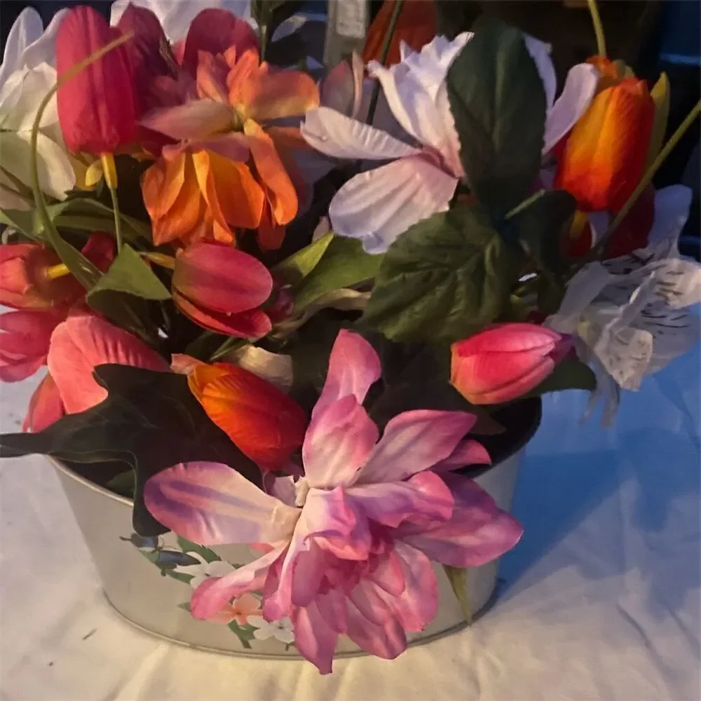 Please read! Multicolor artificial Flower Basket Door Decoration Dahlias Tulips